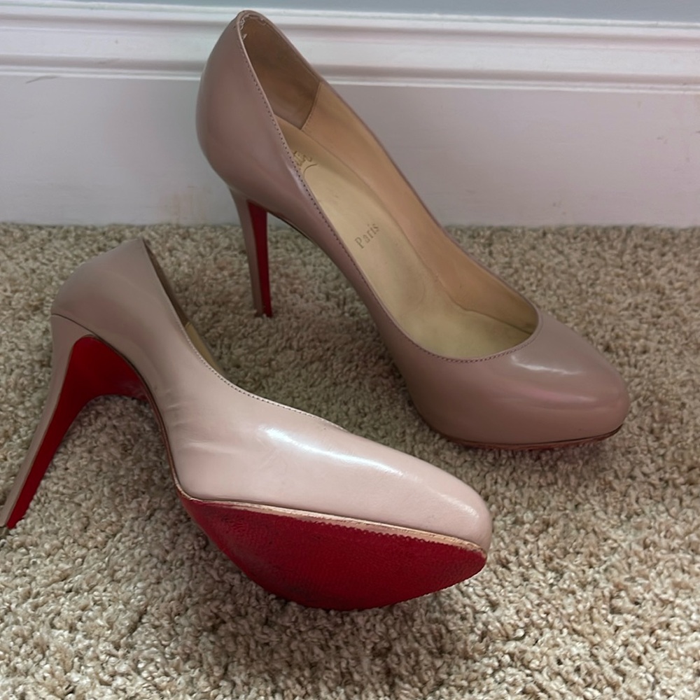 Nude Christian louboutin heels